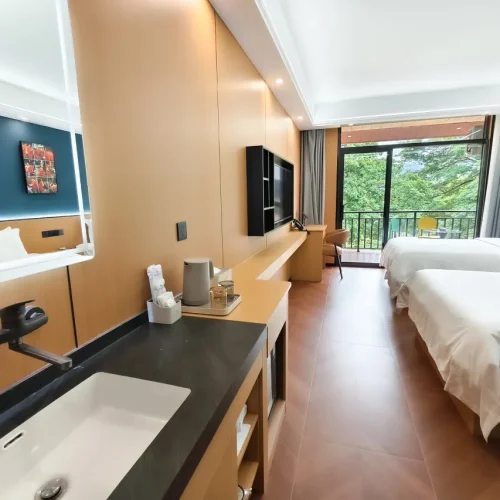 Standard 2-Bed Room