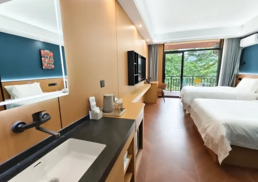 Standard 2-Bed Room